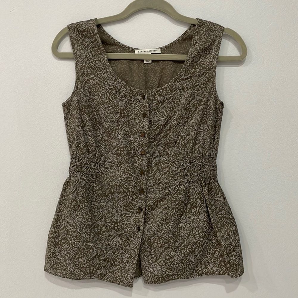 Banana Republic Peplum Blouse Women's Size XS Petite Color Brown Paisley